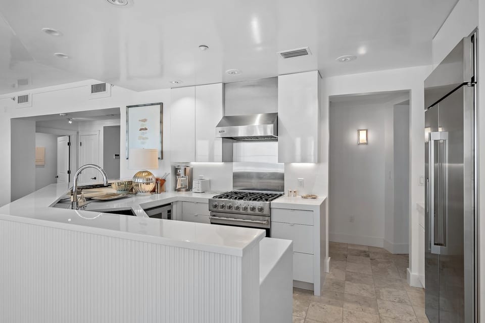 Sea Waves - WaterSound Crossings - Second Floor -  Kitchen