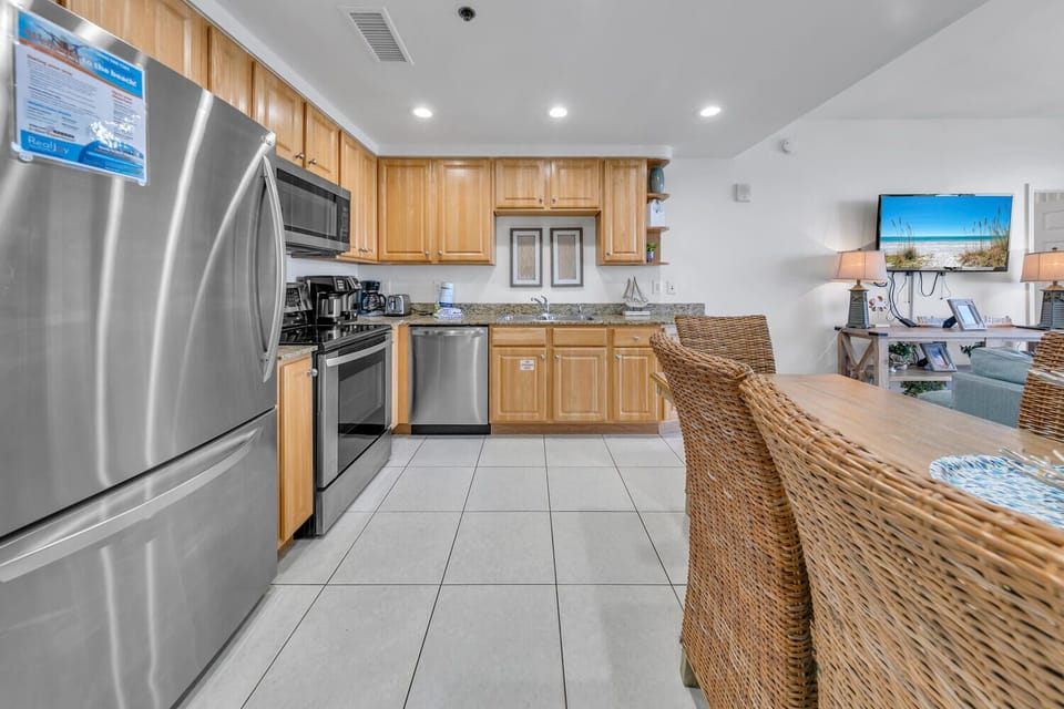 Fully equipped kitchen