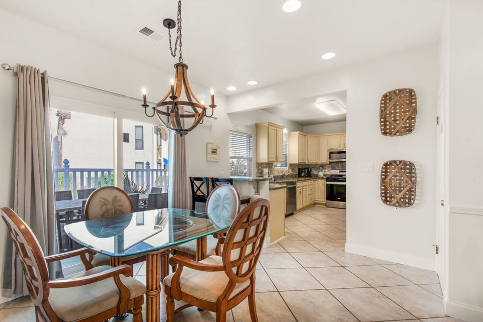 Dining to kitchen view