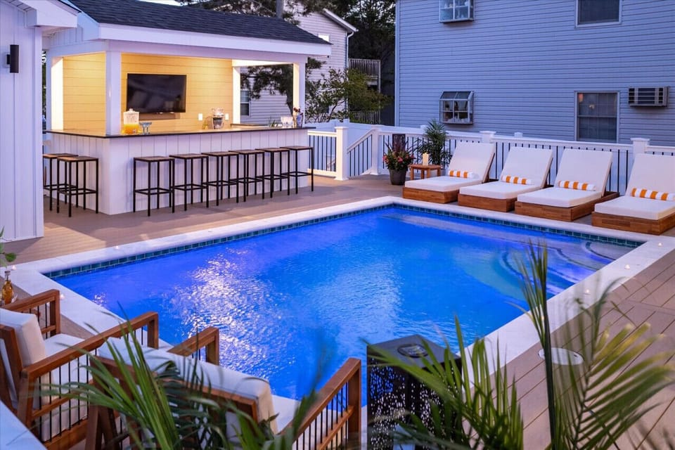 Private Pool