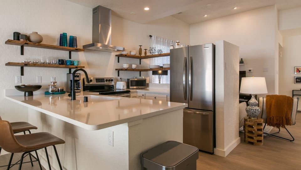 Lovely well-stocked Kitchen with complimentary local coffee.
