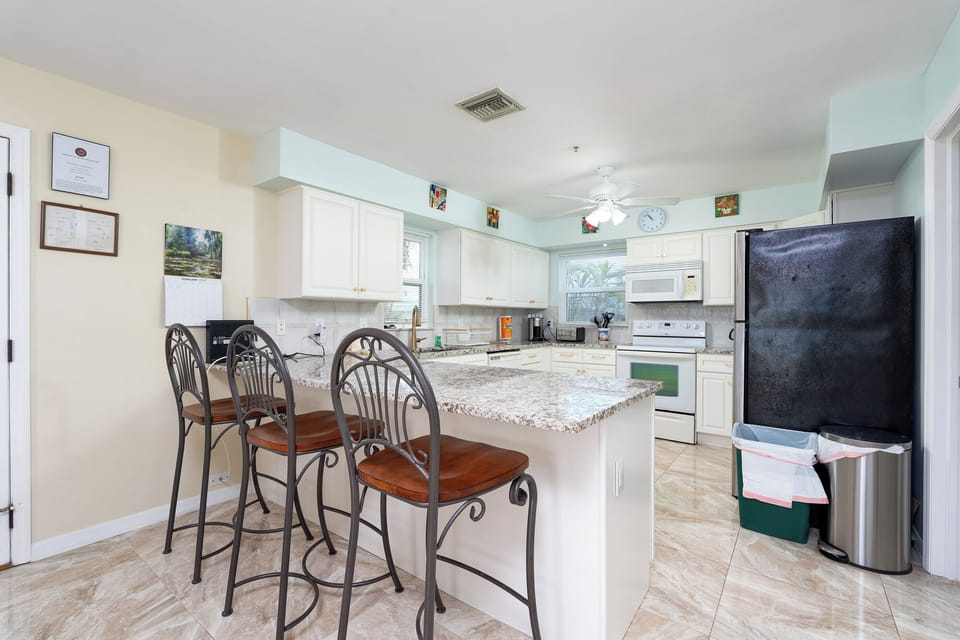5238EsteroBlvd-4