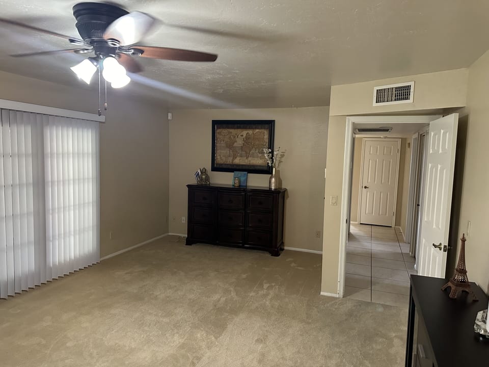 Master Bedroom Sitting Area