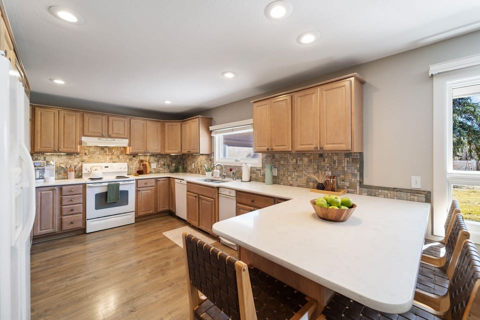 Plenty of space for multiple chefs with friends to help prepare and visit!