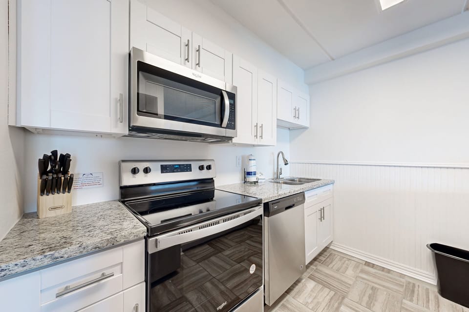 kitchen stove and dishwasher
