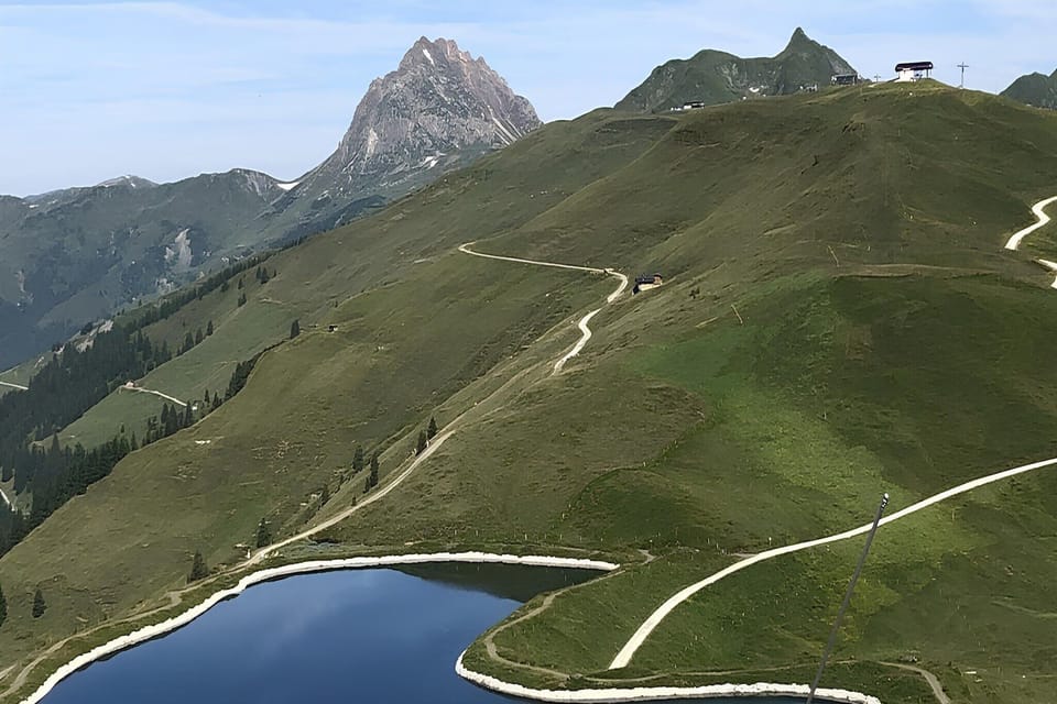 Region [summer] (>5 km)
