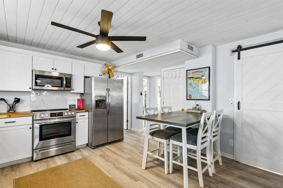 Dining Table with Seating for 4
