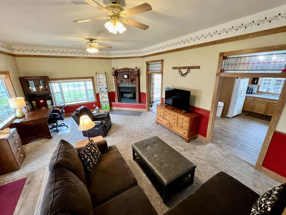 Large cozy living room just off the kitchen