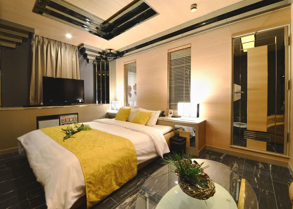 Superior Double Room | WiFi (free), bed sheets