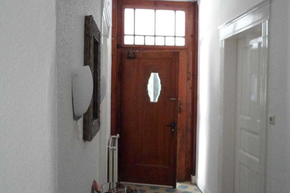 Entrance / Reception