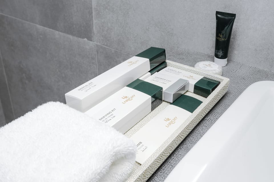 Rainfall showerhead, free toiletries, hair dryer, bathrobes