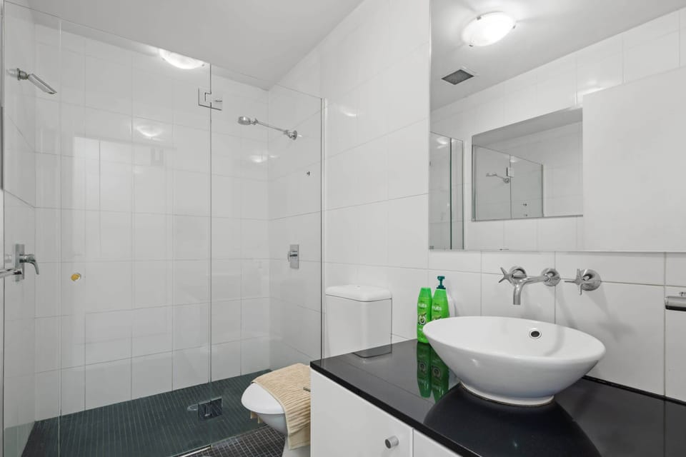 A warm & cozy bathroom.