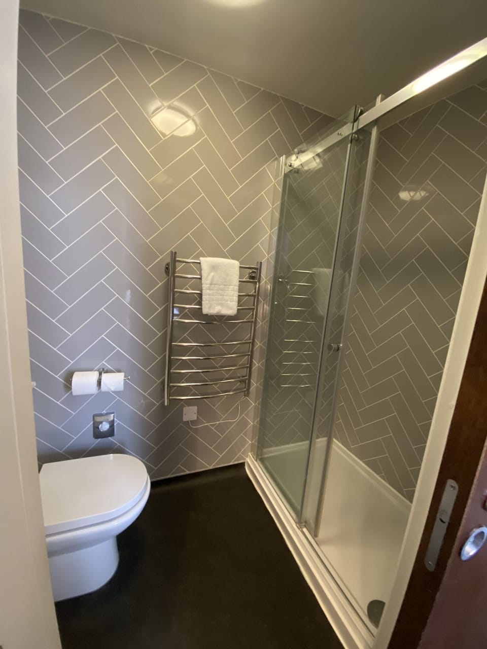 Standard Double Room, Ensuite | Bathroom
