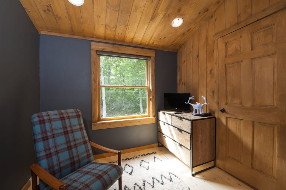 King Room Loft Siting Area