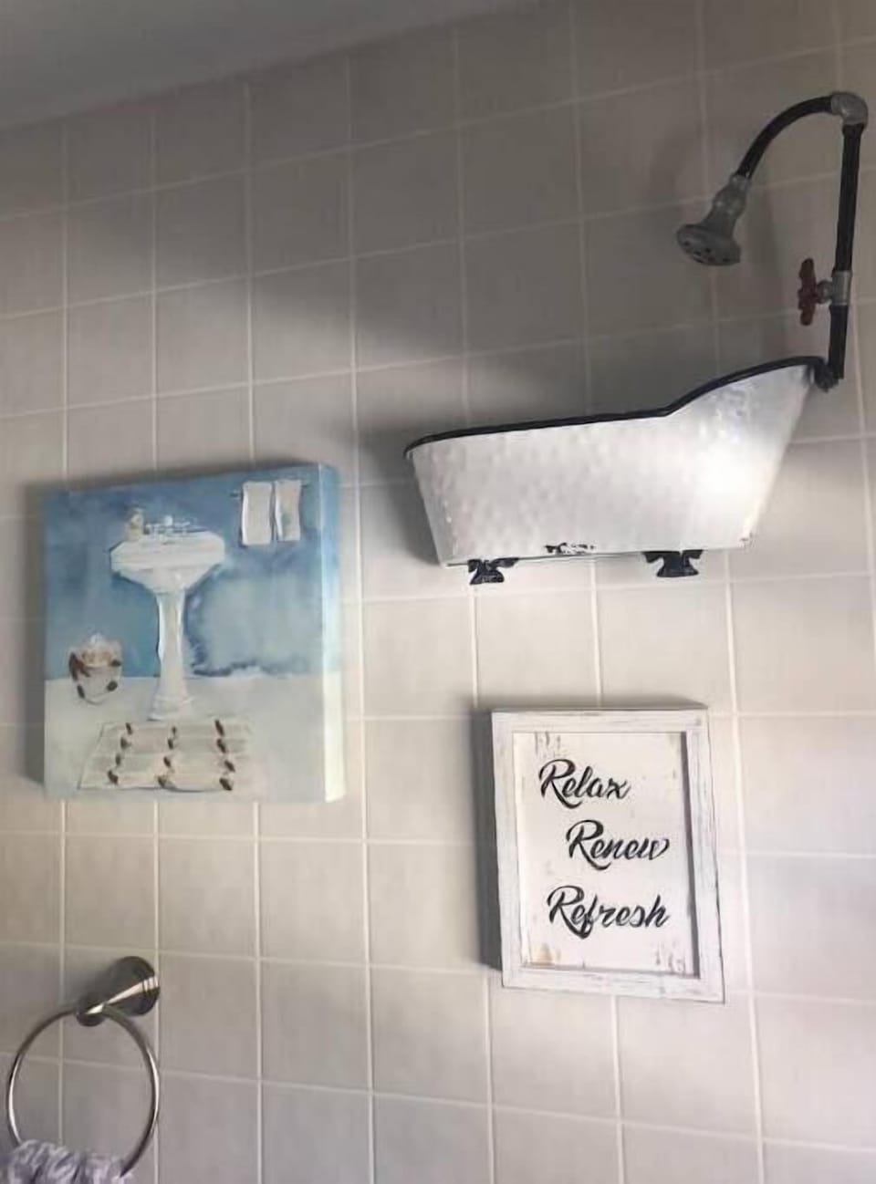 Bathroom wall art