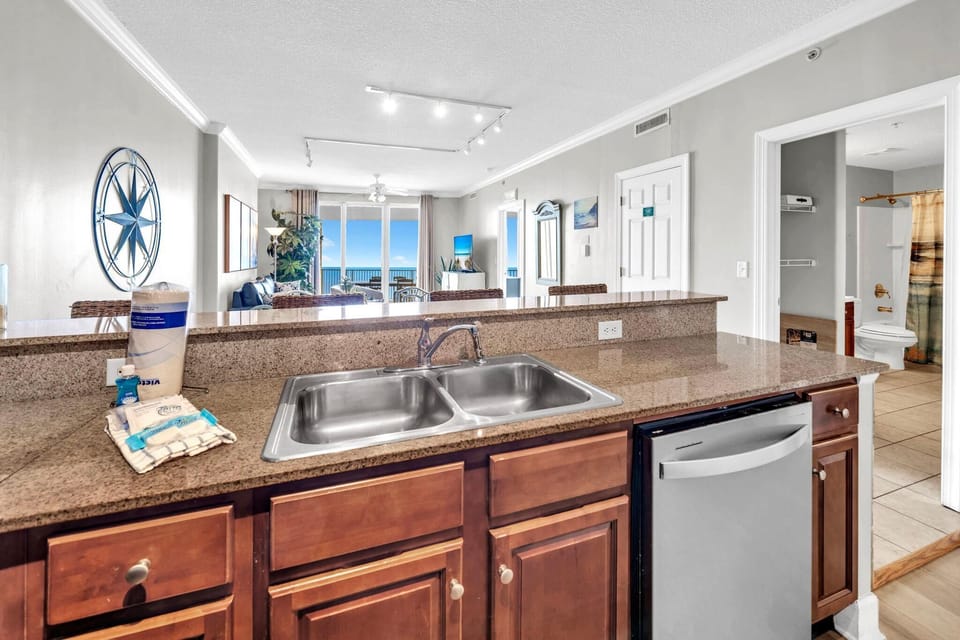 Tropic Winds 2308 Apartment in Panama City Beach