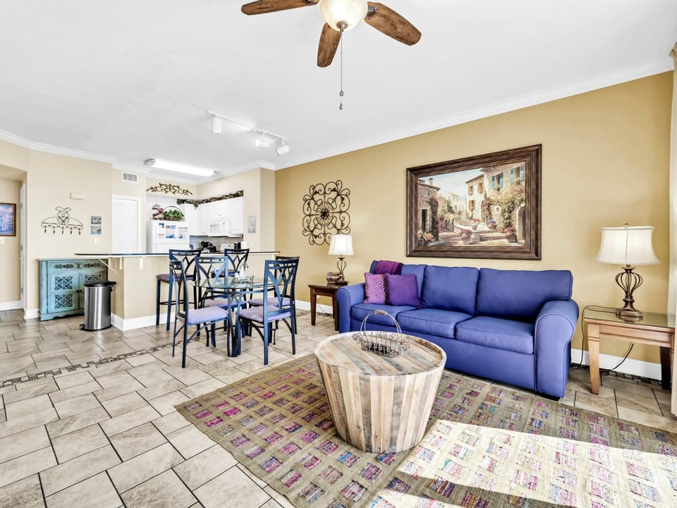 Condo, 1 King Bed with Sofa bed (Tidewater 2209 "Tuscany at Tidewater") | Living area | TV