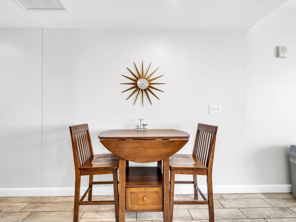 Condo, 1 King Bed with Sofa bed (Splash 1505E) | Dining