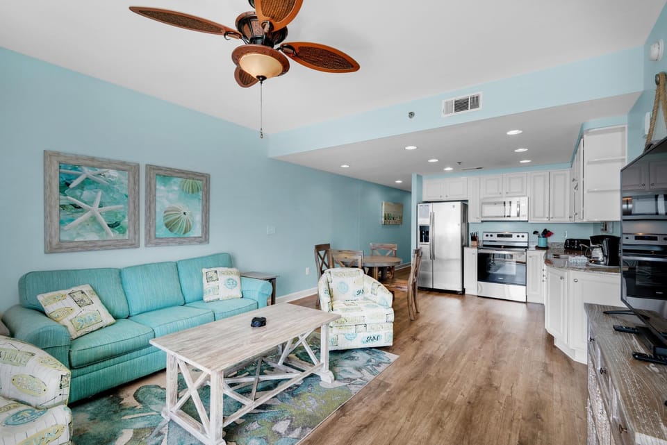 Condo, 1 King Bed with Sofa bed (Splash 1102E) | Living area | TV