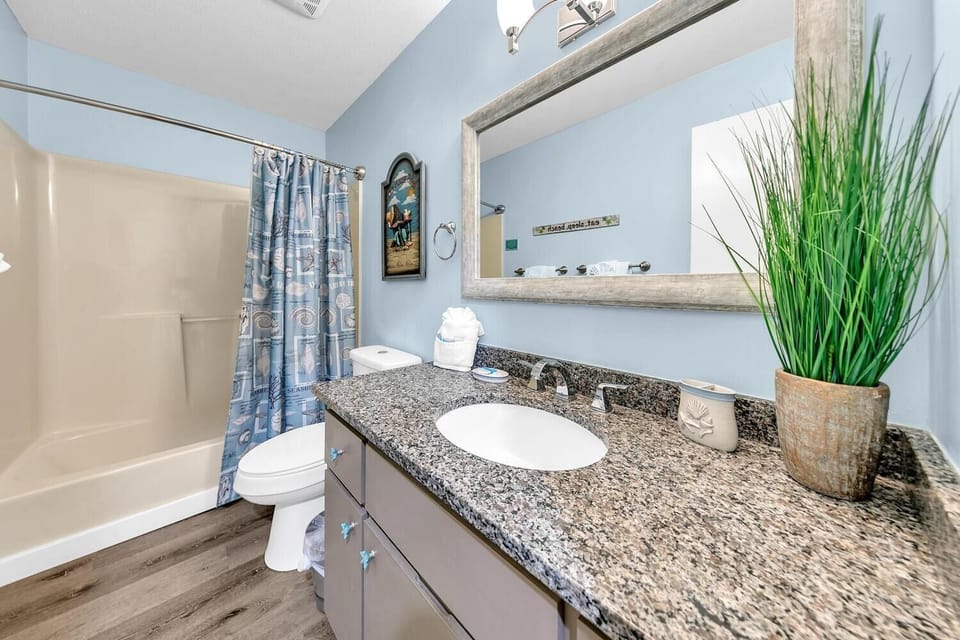 Endless Summer F11 Apartment in Panama City Beach