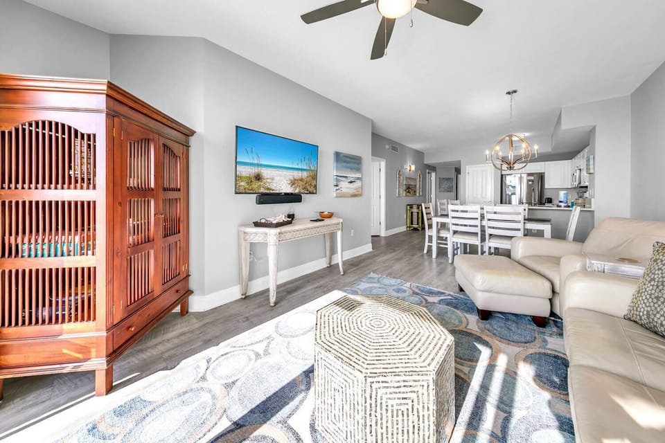 Condo, Multiple Beds (Celadon 1902 "Aloha No Ka Oi") | Living area | TV