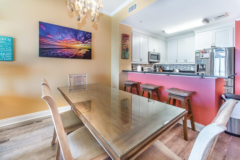 Condo, Multiple Beds (Calypso 2-2304 West) | Dining
