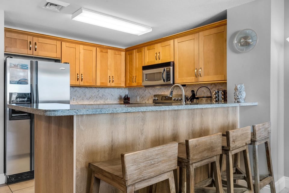 Condo, Multiple Beds (Calypso 1-2208 East) | Private kitchen | Oven, toaster