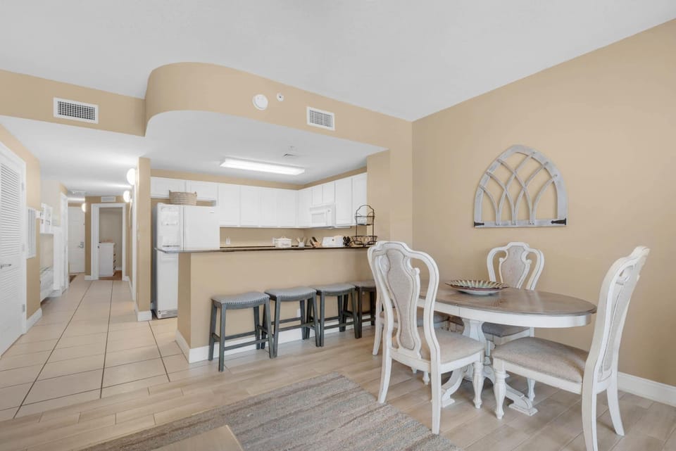 Condo, 1 King Bed with Sofa bed (Calypso 1-203 East) | Dining