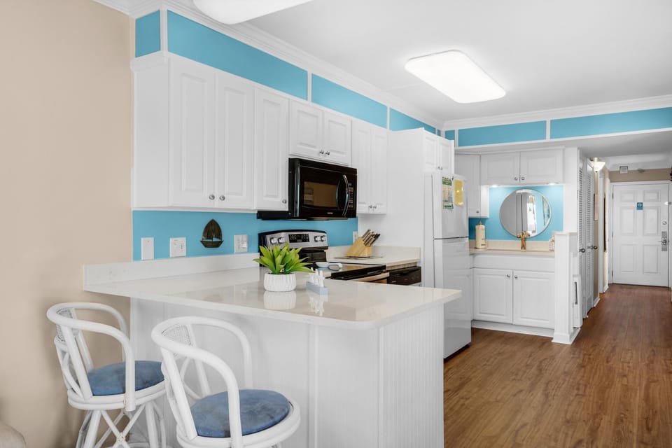 Condo, Multiple Beds (The Summit 1432) | Private kitchen | Oven, toaster