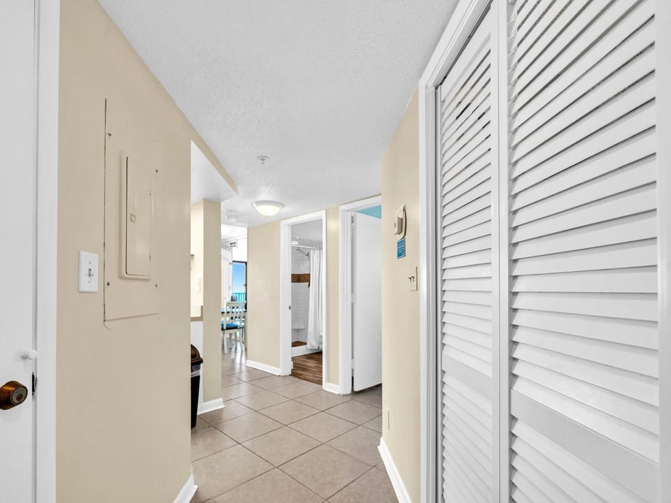 Condo, Multiple Beds (Summerhouse 1009B) | Interior