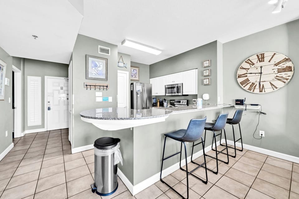 Condo, Multiple Beds (Shores of Panama 1003) | Private kitchen | Oven, toaster