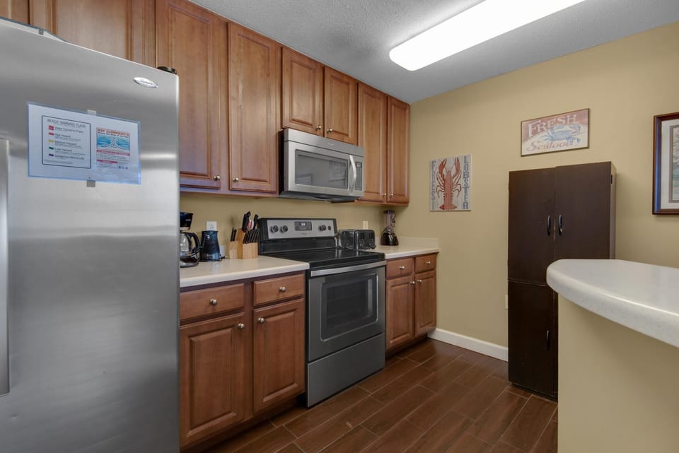 Condo, Multiple Beds (Seychelles 209) | Private kitchen | Oven, toaster