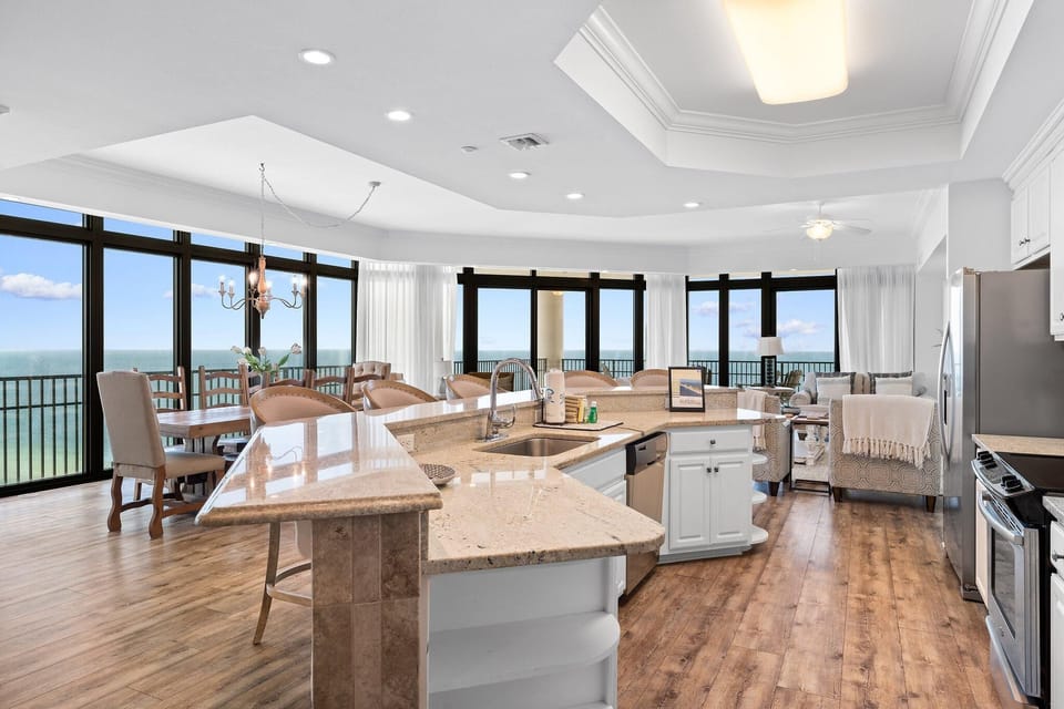 Condo, Multiple Beds (The Oasis at Orange Beach 1611 (Phoen) | Private kitchen | Oven, toaster, paper towels