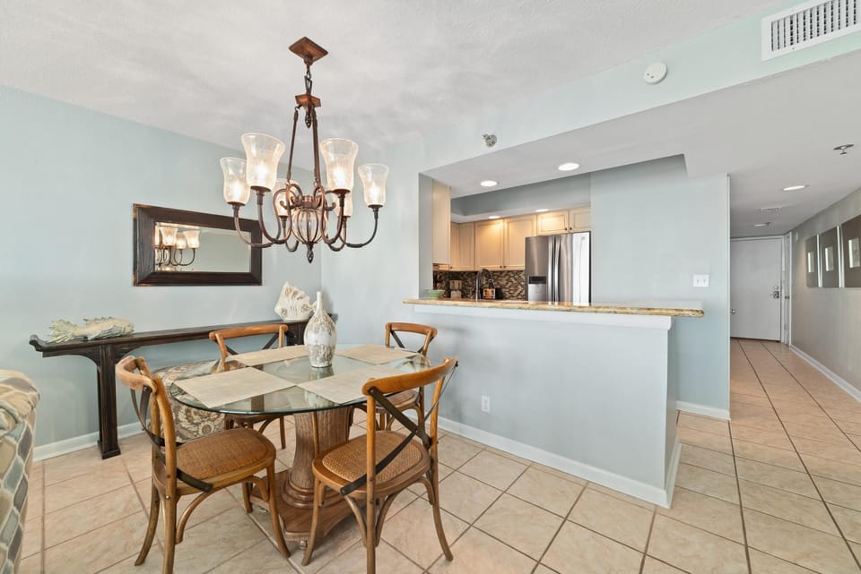 Condo, 1 King Bed with Sofa bed (Perdido Sun 904) | Dining