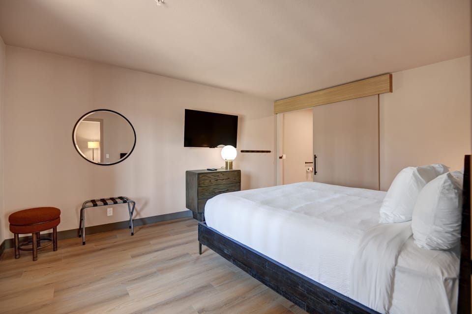 Premium Room | Blackout drapes, iron/ironing board, free WiFi, bed sheets