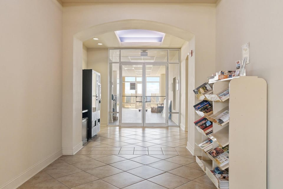 Condo, 1 King Bed with Sofa bed (Perdido Sun 1010) | Interior
