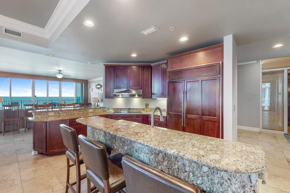 Condo, Multiple Beds (Mediterranean West 301) | Private kitchen | Oven, toaster, paper towels