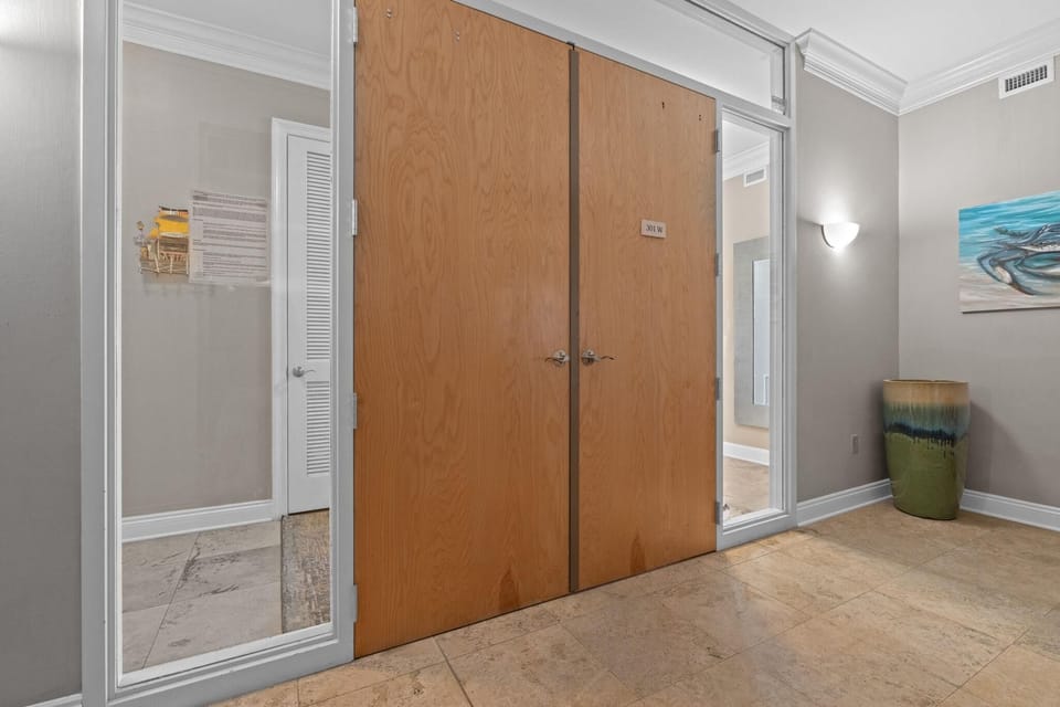 Condo, Multiple Beds (Mediterranean West 301) | Interior