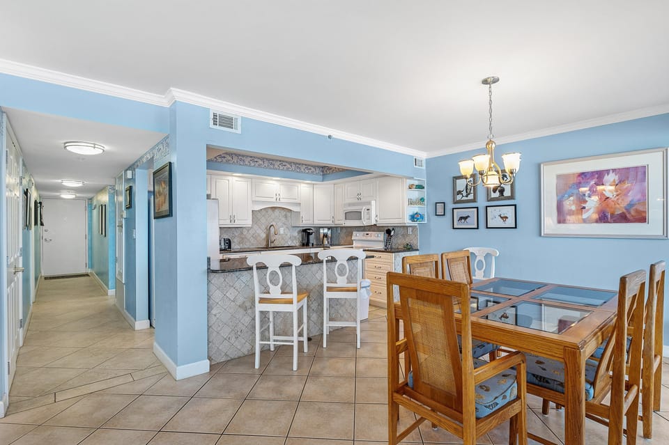 Condo, Multiple Beds (SeaSpray West 603- Gulf Front) | Dining