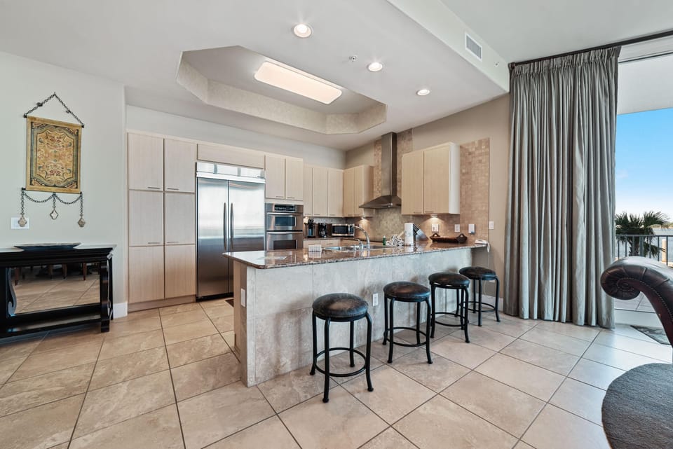 Condo, Multiple Beds (Caribe Penthouse D107) | Private kitchen | Paper towels