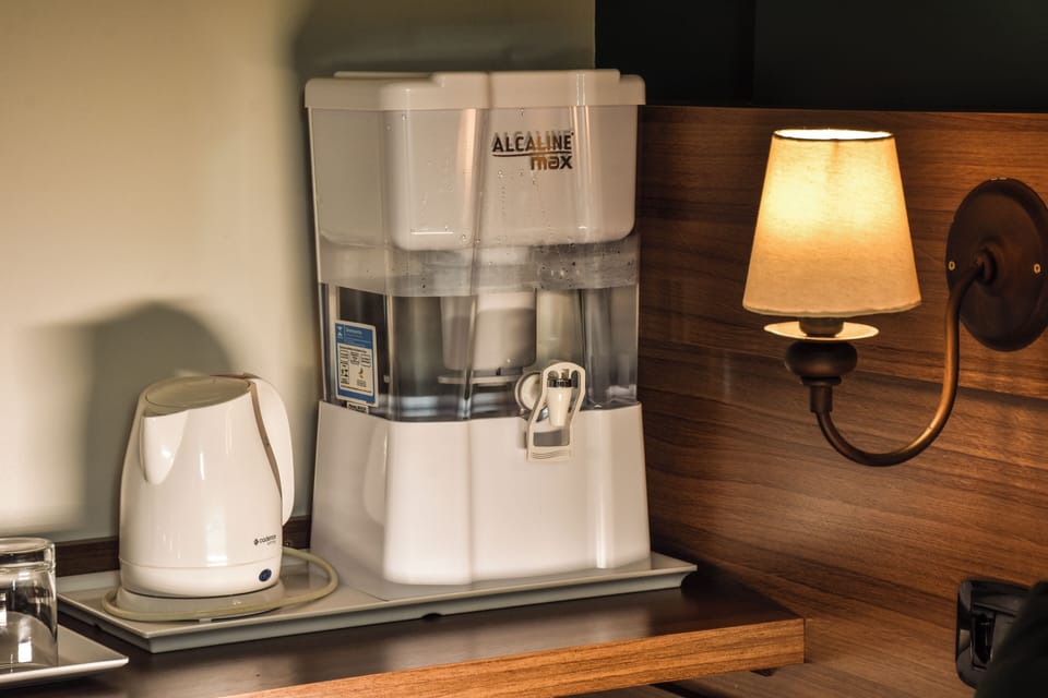 Superior Double Room | Hypo-allergenic bedding available, minibar, in-room safe, desk