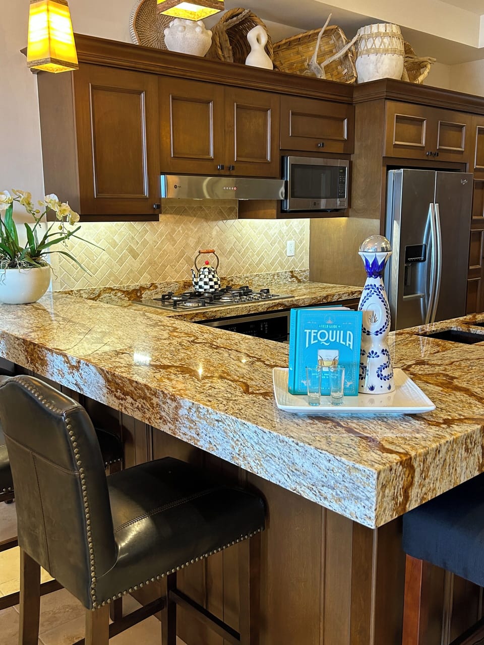 full kitchen with 6 burner gas cook top, oven