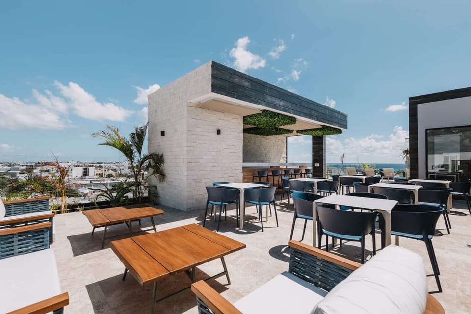 Rooftop bar & lounge; gather 'round & socialize.