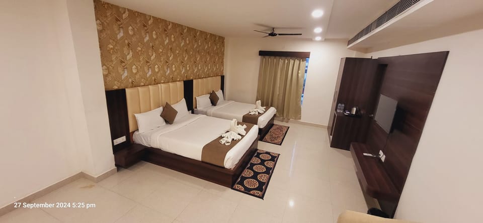 Family Quadruple Room | Free WiFi
