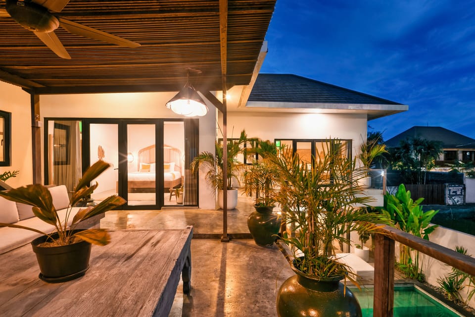 Luxury Villa | Terrace/patio