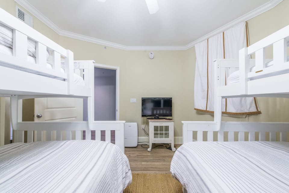 Caribe Resort B601 Guest Bedroom