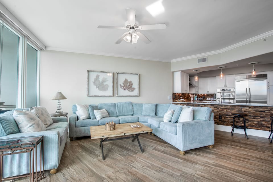 Caribe Resort B601 Living Room