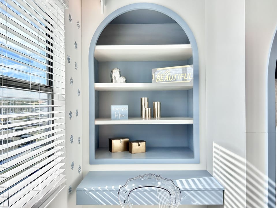 Cute space for studying and working.