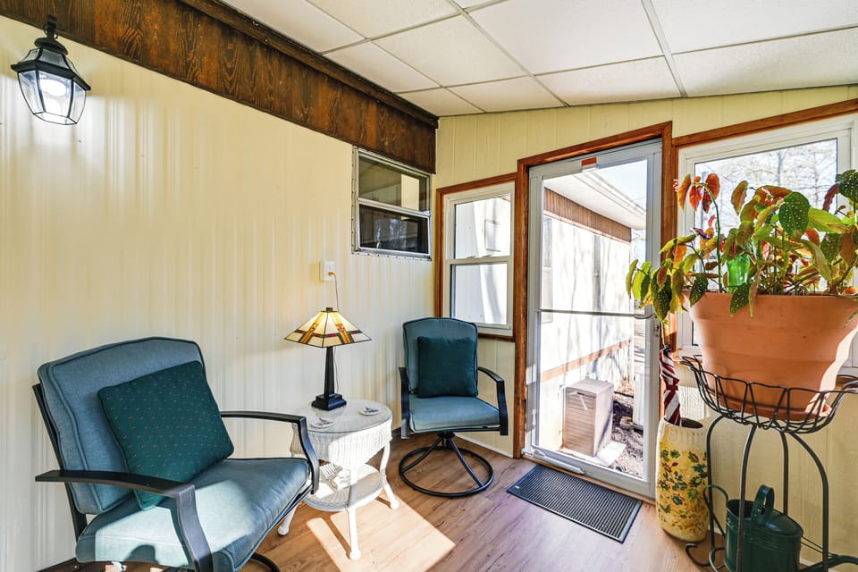 House (2 Bedrooms) | Interior