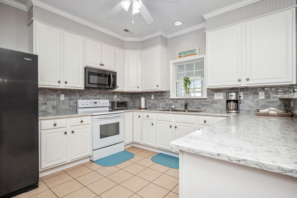 Kitchen - North